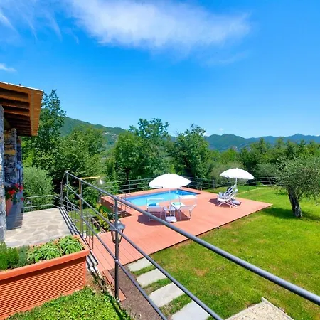 Feriehus I Giardini Di - Rumanin, Garden&pool Camogli