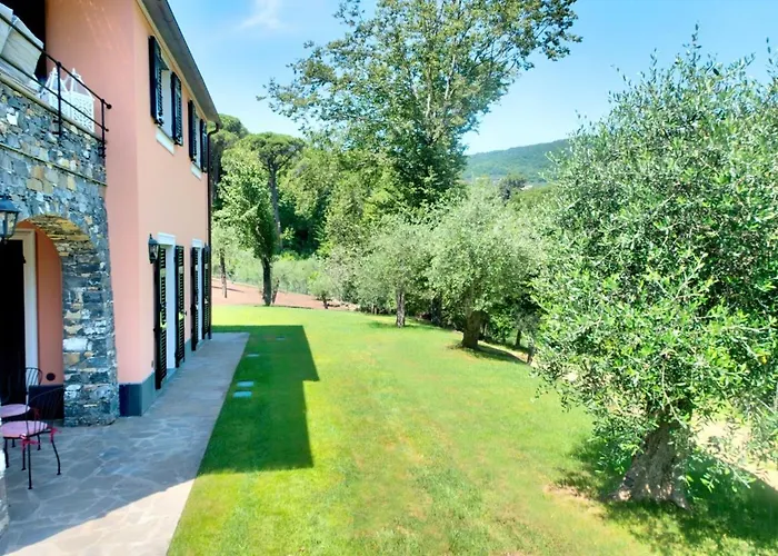 Feriehus I Giardini Di - Rumanin, Garden&pool Camogli