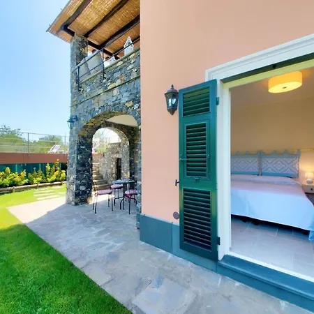 I Giardini Di - Rumanin, Garden&pool Casa vacanze Camogli
